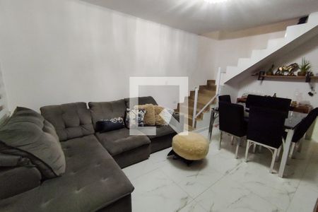 Sala de casa para alugar com 2 quartos, 90m² em Jardim Aricanduva, São Paulo