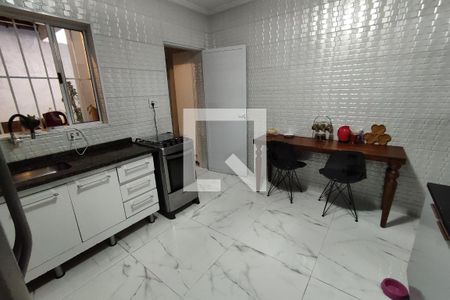 Casa para alugar com 90m², 2 quartos e 1 vagaCozinha