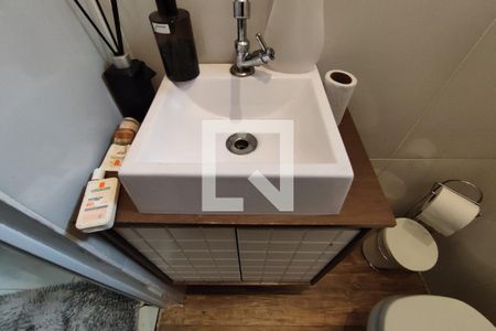Lavabo  de casa para alugar com 2 quartos, 90m² em Jardim Aricanduva, São Paulo
