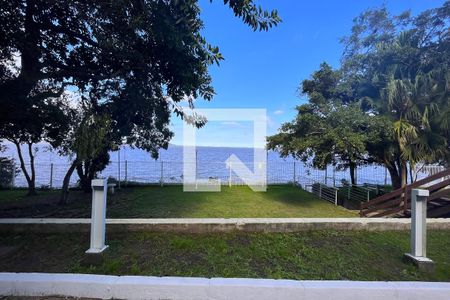 Casa de condomínio para alugar com 245m², 3 quartos e 2 vagasVista do condominio para o Guaiba