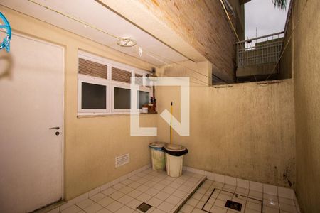 Casa de condomínio para alugar com 245m², 3 quartos e 2 vagas Casa de condomínio para alugar com 245m², 3 quartos e 2 vagasÁrea Externa