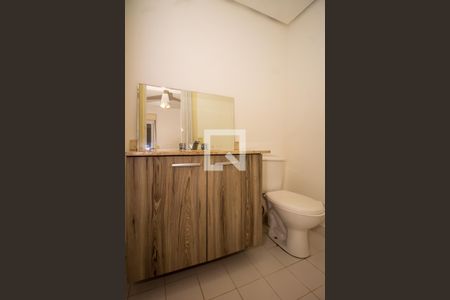 Casa de condomínio para alugar com 245m², 3 quartos e 2 vagas Casa de condomínio para alugar com 245m², 3 quartos e 2 vagasBanheiro de Serviço