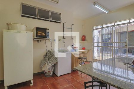 Casa à venda com 354m², 4 quartos e 7 vagasÁrea de Serviço