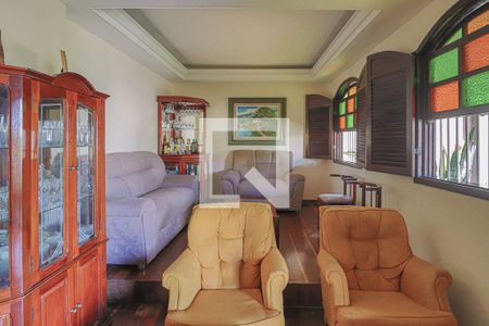 Sala de casa à venda com 4 quartos, 354m² em Horto Florestal, Belo Horizonte