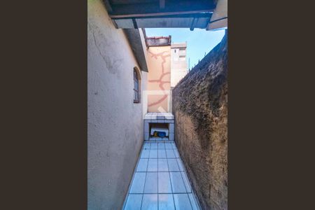 Casa à venda com 201m², 3 quartos e 2 vagas Casa à venda com 201m², 3 quartos e 2 vagasQuintal da Edícula