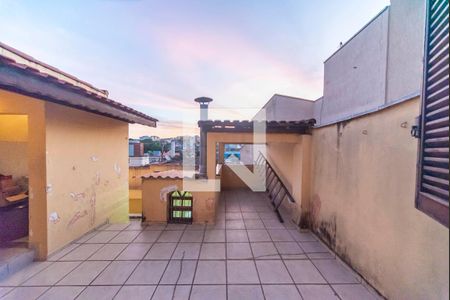 Casa à venda com 201m², 3 quartos e 2 vagas Casa à venda com 201m², 3 quartos e 2 vagasVista do Quarto 3