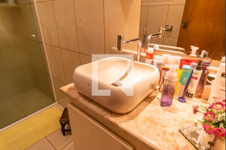 Pia de casa à venda com 3 quartos, 201m² em Vila America, Santo André