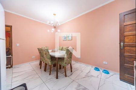 Casa à venda com 201m², 3 quartos e 2 vagas Casa à venda com 201m², 3 quartos e 2 vagasCozinha