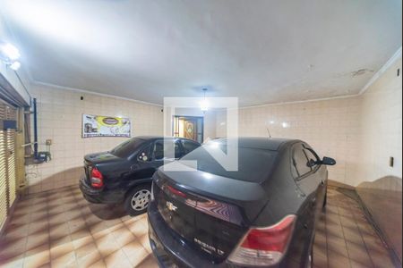 Casa à venda com 201m², 3 quartos e 2 vagas Casa à venda com 201m², 3 quartos e 2 vagasGaragem