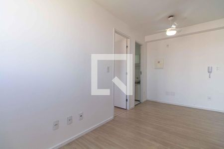 Sala e cozinha de apartamento para alugar com 1 quarto, 31m² em Vila Monumento, São Paulo