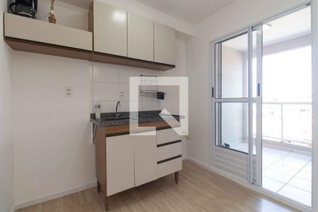 Sala e cozinha de apartamento para alugar com 1 quarto, 31m² em Vila Monumento, São Paulo
