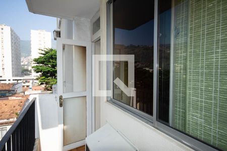 Apartamento à venda com 65m², 2 quartos e 1 vagaVaranda da Sala