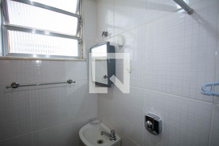 Apartamento à venda com 65m², 2 quartos e 1 vagaBanheiro de Serviço