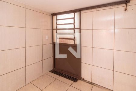 Casa à venda com 200m², 3 quartos e 2 vagasPorta da garagem