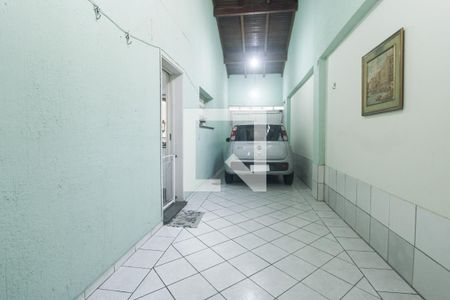 Casa à venda com 120m², 3 quartos e 5 vagas Casa à venda com 120m², 3 quartos e 5 vagasGaragem