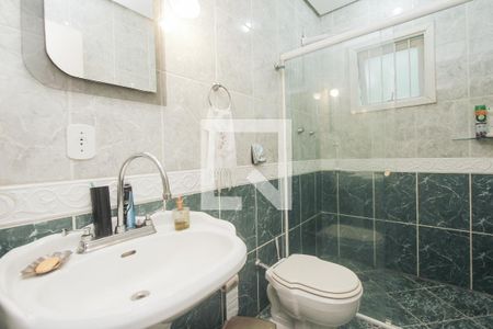 Casa à venda com 120m², 3 quartos e 5 vagas Casa à venda com 120m², 3 quartos e 5 vagasBanheiro social