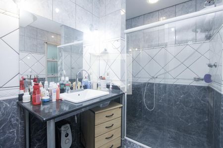 Casa à venda com 120m², 3 quartos e 5 vagas Casa à venda com 120m², 3 quartos e 5 vagasBanheiro Suite