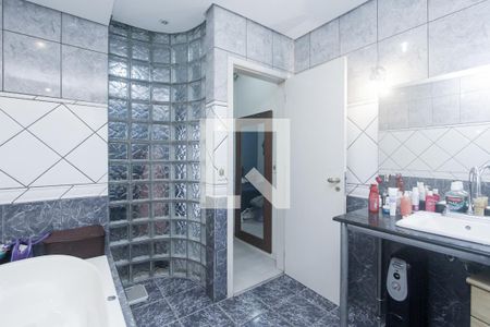 Casa à venda com 120m², 3 quartos e 5 vagas Casa à venda com 120m², 3 quartos e 5 vagasBanheiro Suite