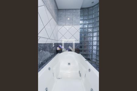 Casa à venda com 120m², 3 quartos e 5 vagas Casa à venda com 120m², 3 quartos e 5 vagasBanheiro Suite