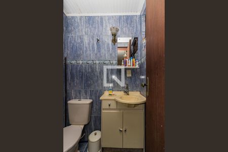 Lavabo de casa de condomínio à venda com 3 quartos, 220m² em Santo Antônio, Porto Alegre