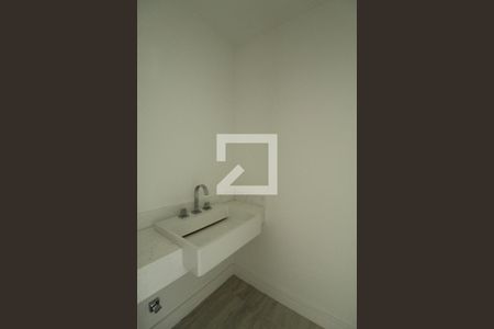 Lavabo de apartamento à venda com 4 quartos, 384m² em Barra da Tijuca, Rio de Janeiro