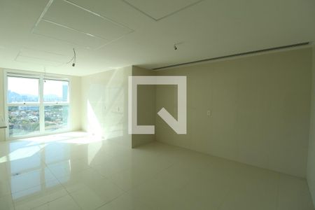 Cozinha de apartamento à venda com 4 quartos, 384m² em Barra da Tijuca, Rio de Janeiro