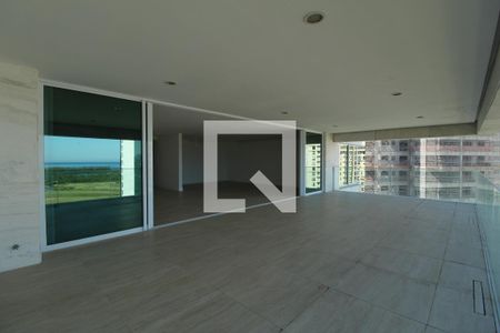 Varanda de apartamento à venda com 4 quartos, 384m² em Barra da Tijuca, Rio de Janeiro
