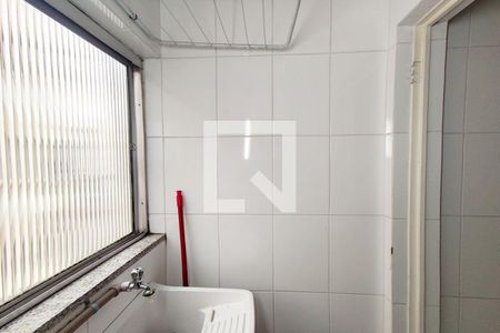 Apartamento à venda com 74m², 2 quartos e 1 vaga Apartamento à venda com 74m², 2 quartos e 1 vagaÁrea de Serviço