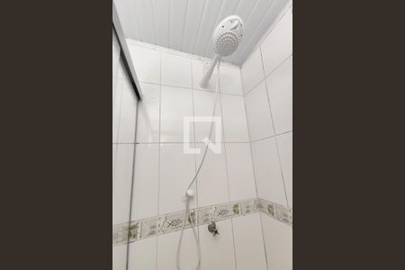 Apartamento à venda com 74m², 2 quartos e 1 vaga Apartamento à venda com 74m², 2 quartos e 1 vagaBanheiro