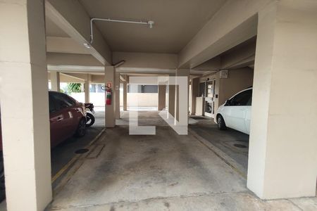 Apartamento à venda com 74m², 2 quartos e 1 vaga Apartamento à venda com 74m², 2 quartos e 1 vagaBox