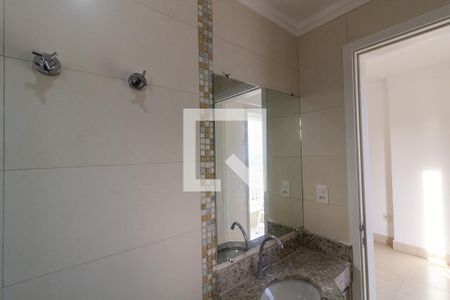 Apartamento para alugar com 115m², 3 quartos e 2 vagas Apartamento para alugar com 115m², 3 quartos e 2 vagasDetalhe do banheiro da suíte