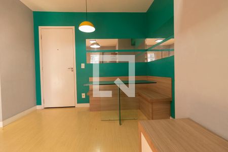 Sala de apartamento para alugar com 2 quartos, 45m² em Centro, Nilópolis