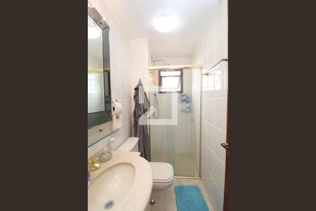 Apartamento à venda com 144m², 3 quartos e 3 vagasBanheiro da Suíte 2