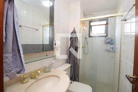 Apartamento à venda com 144m², 3 quartos e 3 vagasBanheiro da Suíte 2