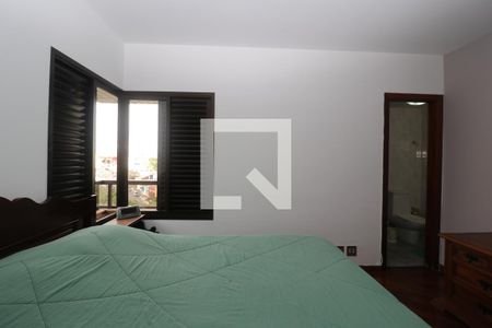 Apartamento à venda com 144m², 3 quartos e 3 vagasSuíte 1