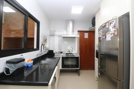 Apartamento à venda com 144m², 3 quartos e 3 vagasCozinha