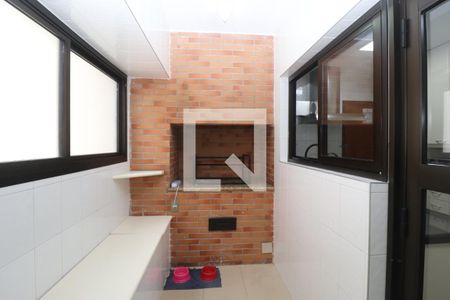 Apartamento à venda com 144m², 3 quartos e 3 vagasChurrasqueira