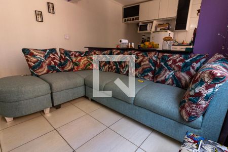 Detalhe da sala de apartamento para alugar com 2 quartos, 89m² em Vila Tupi, Praia Grande