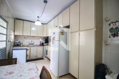 Casa à venda com 125m², 2 quartos e 2 vagascozinha