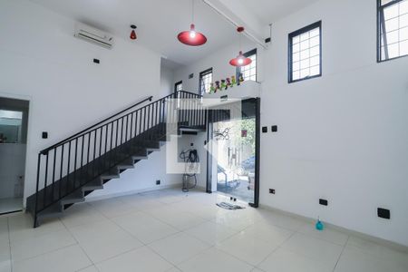 Sala de casa à venda com 2 quartos, 100m² em Alto da Lapa, São Paulo