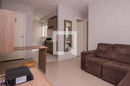 Detalhe Sala de apartamento para alugar com 2 quartos, 42m² em Mário Quintana, Porto Alegre