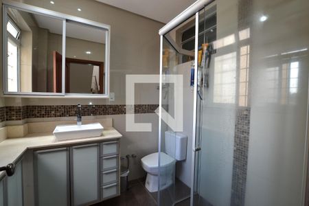 Casa à venda com 250m², 4 quartos e 2 vagasBanheiro 1