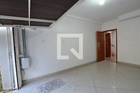 Casa à venda com 250m², 4 quartos e 2 vagasGaragem
