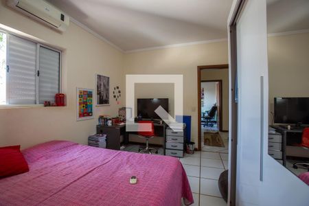 Casa para alugar com 365m², 3 quartos e 4 vagas Casa para alugar com 365m², 3 quartos e 4 vagasQuarto 2