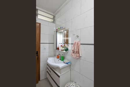 Casa à venda com 179m², 3 quartos e 2 vagasBanheiro