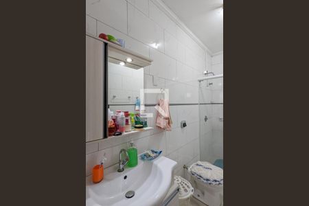 Casa à venda com 179m², 3 quartos e 2 vagasBanheiro