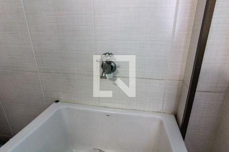Apartamento para alugar com 76m², 2 quartos e 2 vagas Apartamento para alugar com 76m², 2 quartos e 2 vagasDetalhe da área de serviço