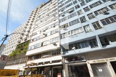 Apartamento para alugar com 37m², 1 quarto e sem vagaFachada