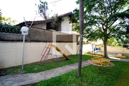 Apartamento para alugar com 85m², 3 quartos e 2 vagasÁrea comum - Playground