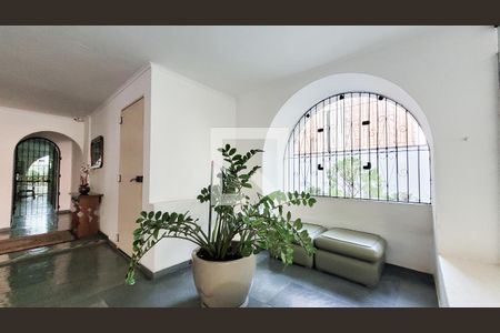 Apartamento à venda com 112m², 3 quartos e 2 vagas Apartamento à venda com 112m², 3 quartos e 2 vagasHall social